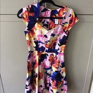 Ixia Medium Modcloth Dress